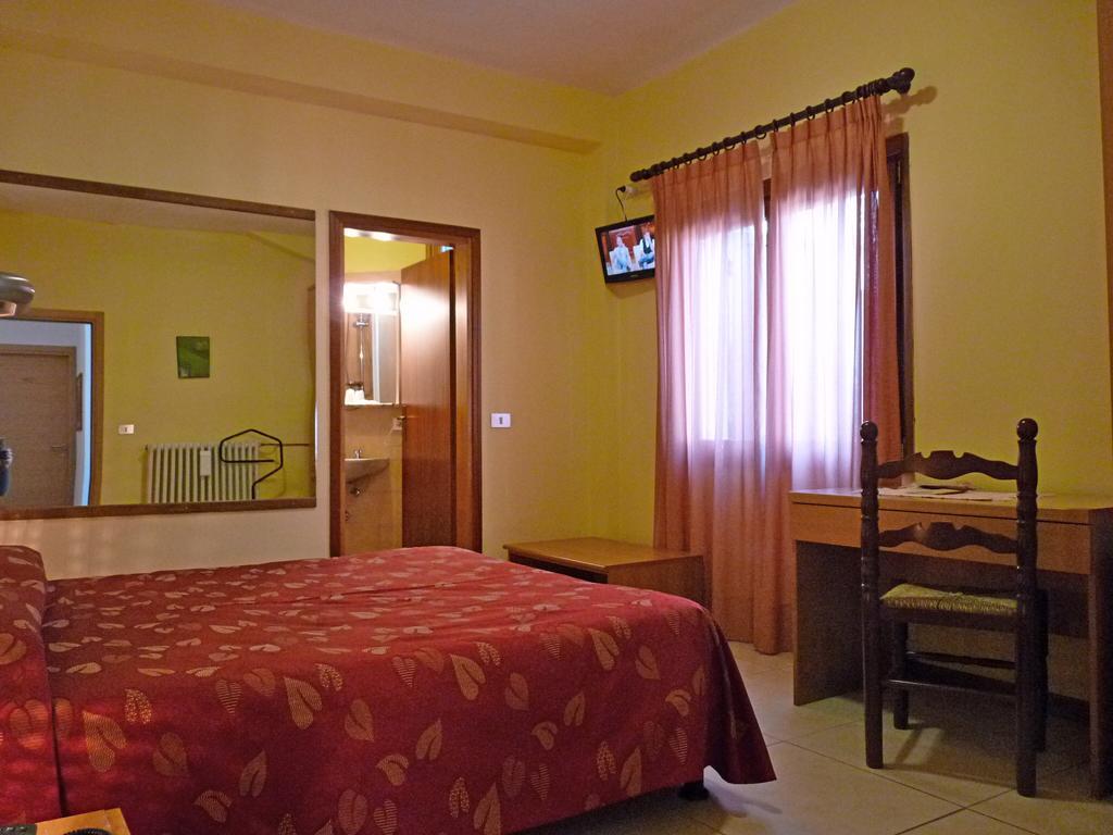 Hotel La Rosa Teglio Quarto foto
